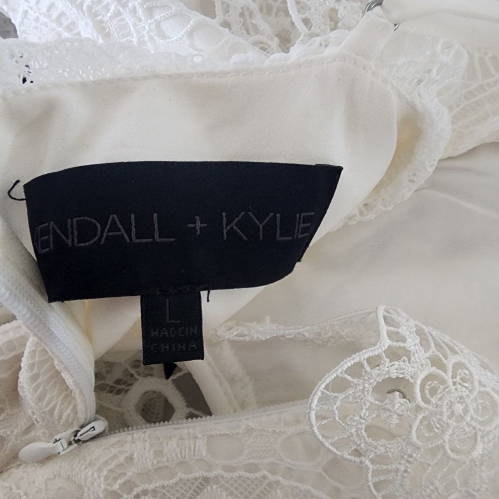 KENDALL & KYLIE Womens Tiered Lace Ruffled Festival Dress Ivory V Neck Size L - Picture 6 of 9